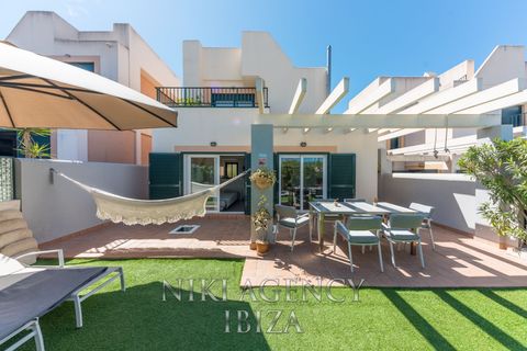 Villa a Cala Tarida, Ibiza, Cala Tarida - € 795.000 | Ref: CVE074 - foto 14